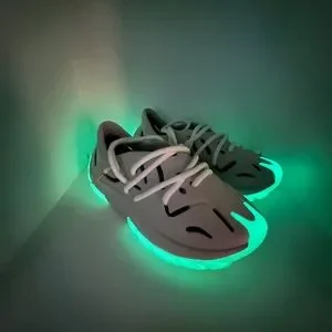 Sia Collective | Shoes | Sia Collective Evo Foams | Poshmark display picture 2
